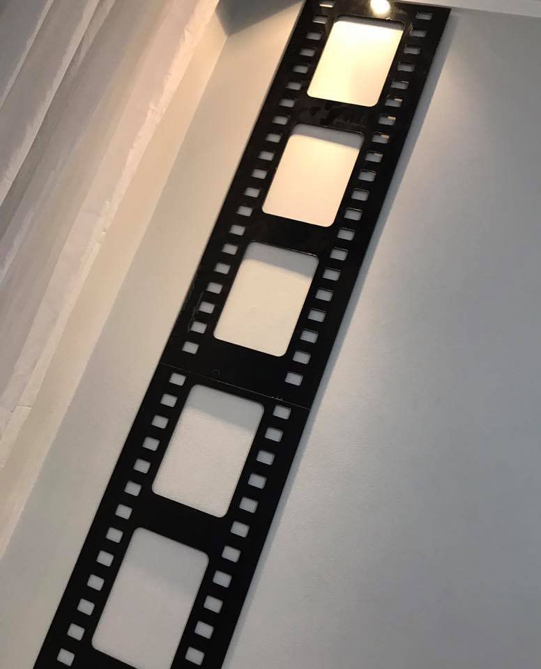 Placa decorativa Rolo de Filme 60cm Decoração Ambiente