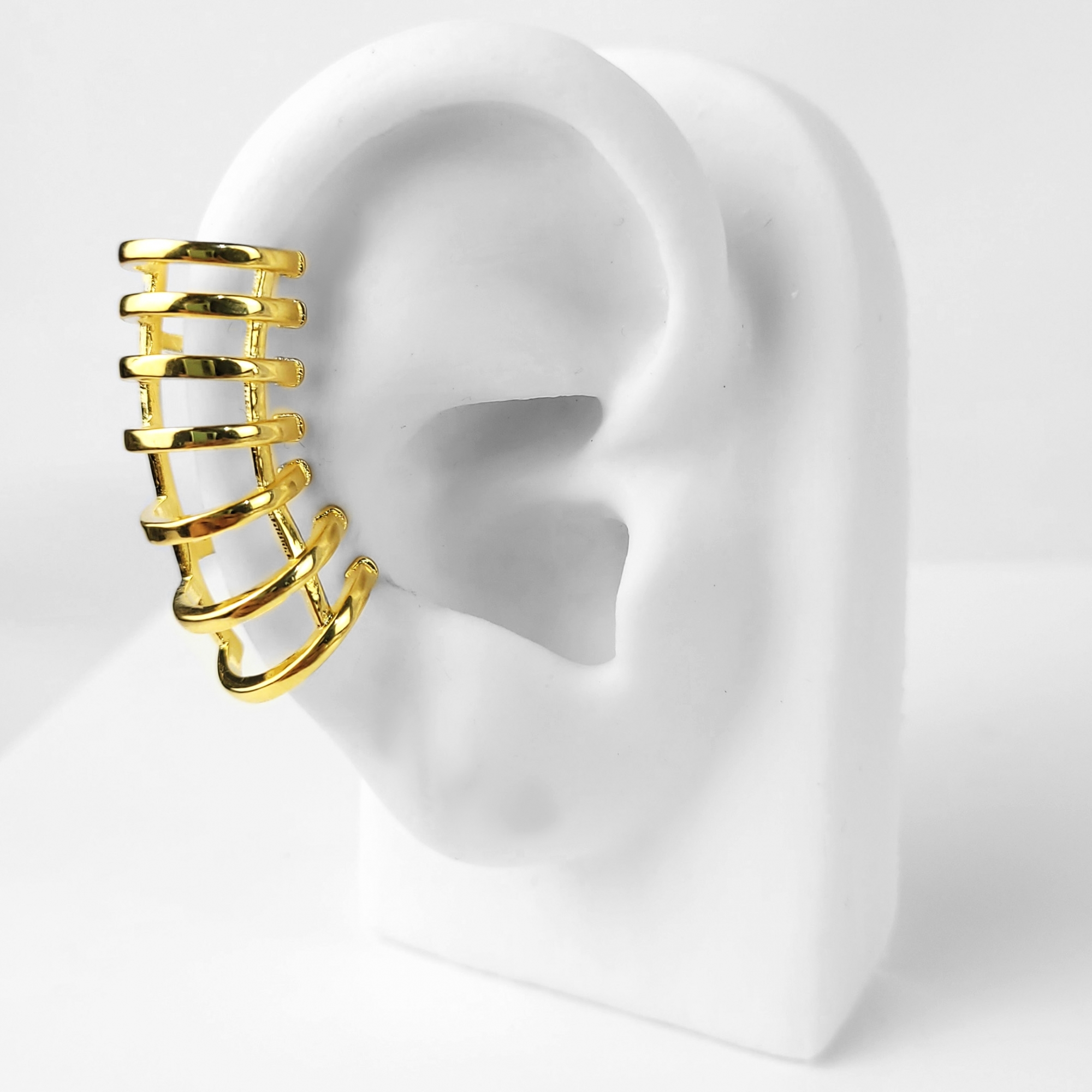 Brinco Piercing Fake Ear Cuff  Folheado Ouro 18k