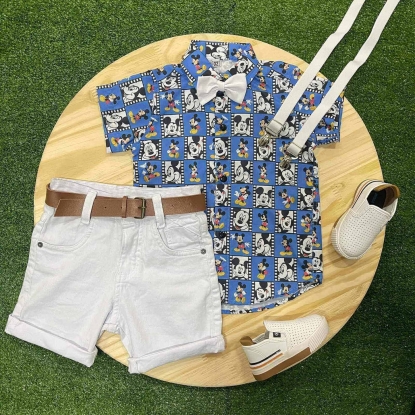 Bermuda Branca com Camisa Mickey Azul e Kit Gravata e Suspensório Infantil