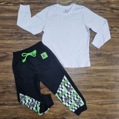 Calça de Moletom Preta com Verde e Camiseta Manga Longa Branca Infantil