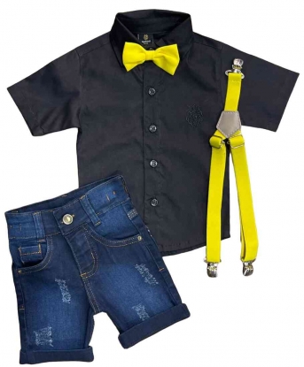 Camisa Preta Curta com Bermuda Escura Infantil