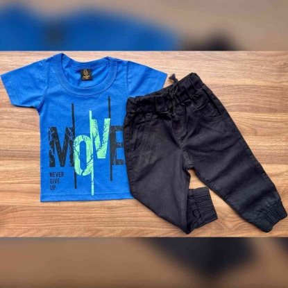 Camiseta Azul Move com Calça Infantil