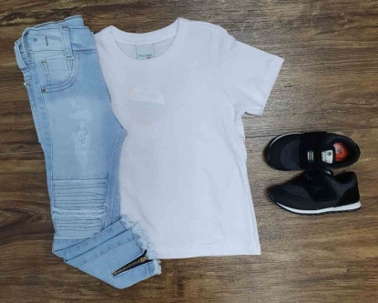Camiseta com Calça Jeans Infantil