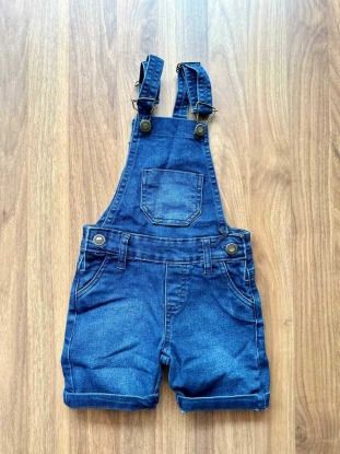 Jardineira Jeans com Bolso Infantil