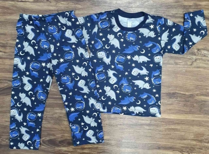 Pijama Dinossauro Brilha no Escuro Azul infantil