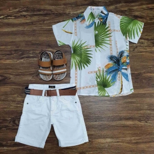 Camisa Coqueiros com Bermuda Branca Infantil