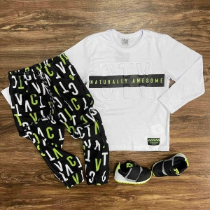 Conjunto Naturally Awesome Infantil