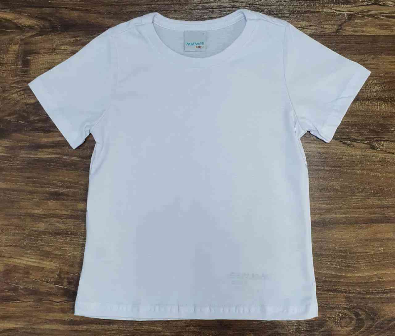 Bermuda com Camisa Fundo do Mar mais Camiseta Infantil