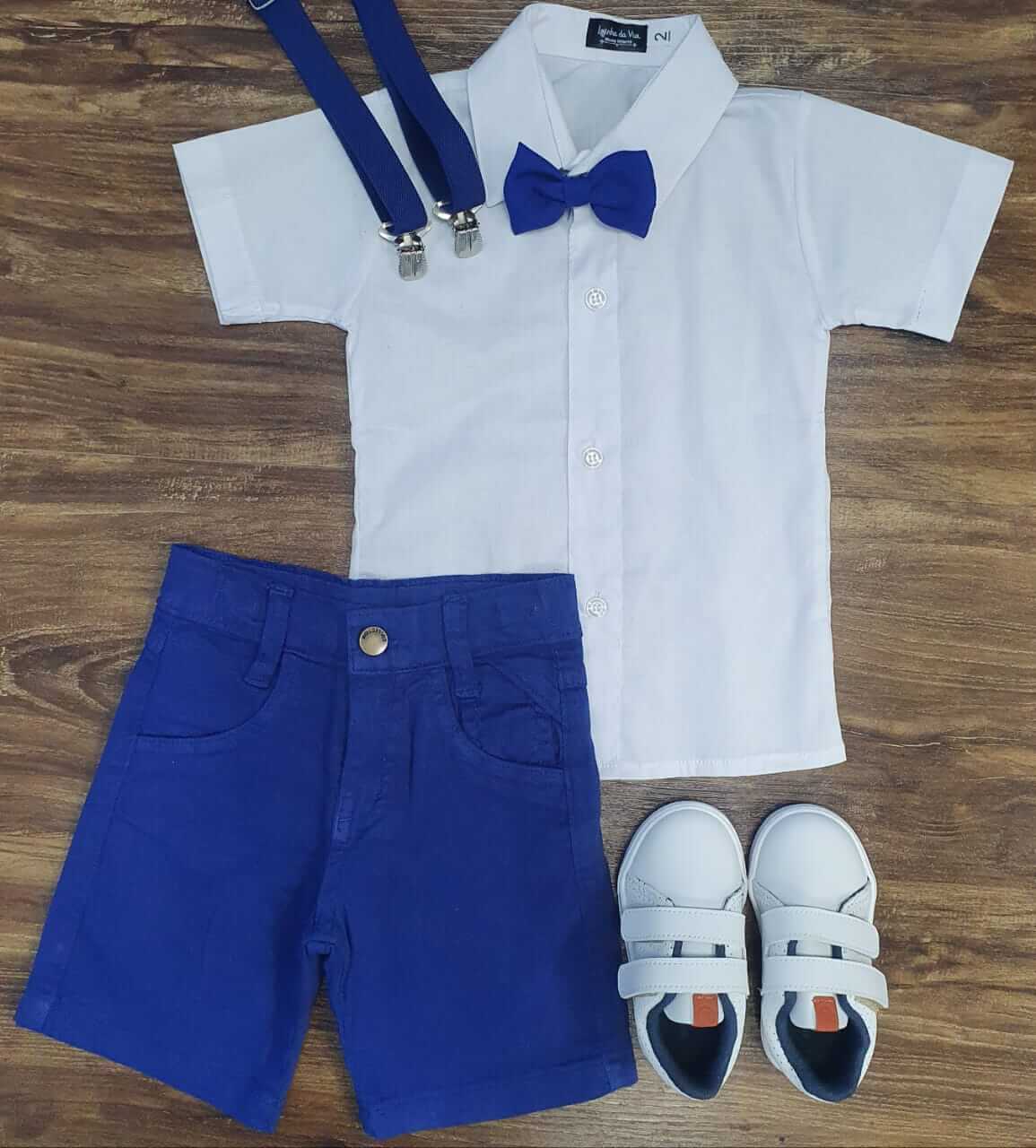 Bermuda Azul com Camisa Branca Infantil