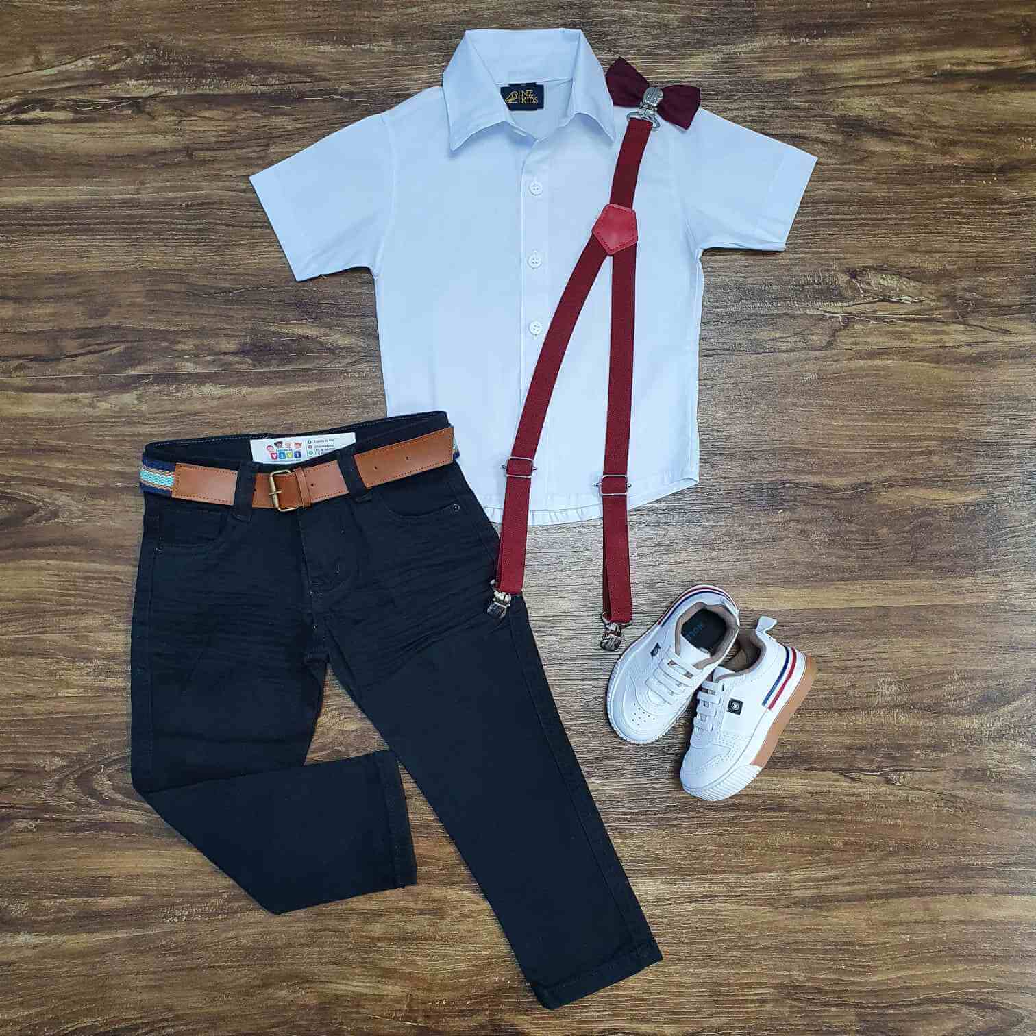 Camisa Social Branca com Calça Jeans Preta Infantil