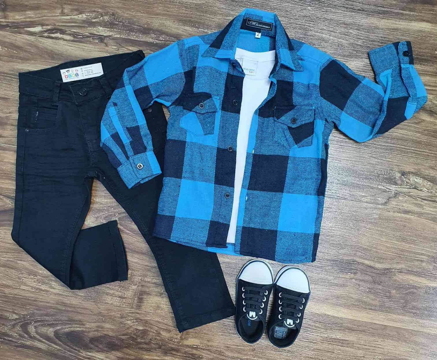 Camisa Xadrez com Camiseta e Calça Jeans Preta Infantil