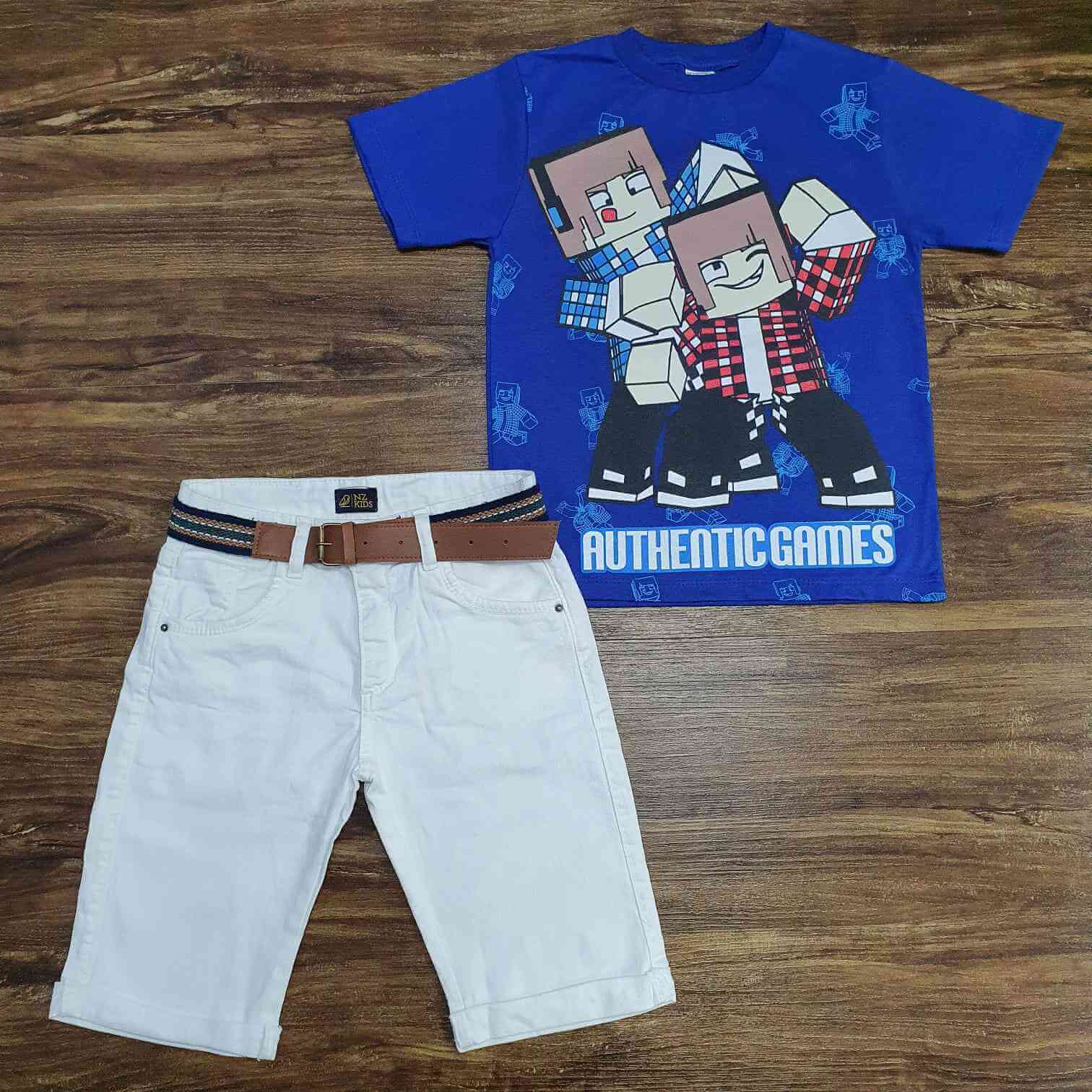 Camiseta Azul Authentic Games com Bermuda Jeans Infantil