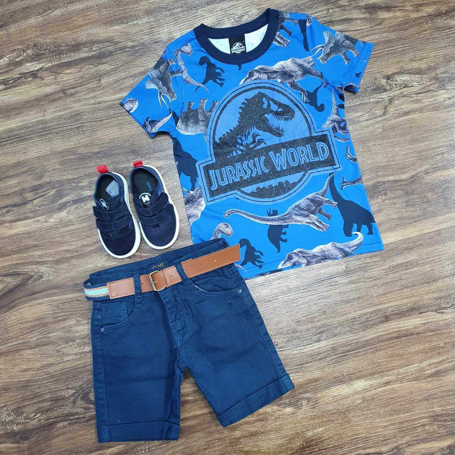 Camiseta Azul Jurassic World com Bermuda Jeans Infantil