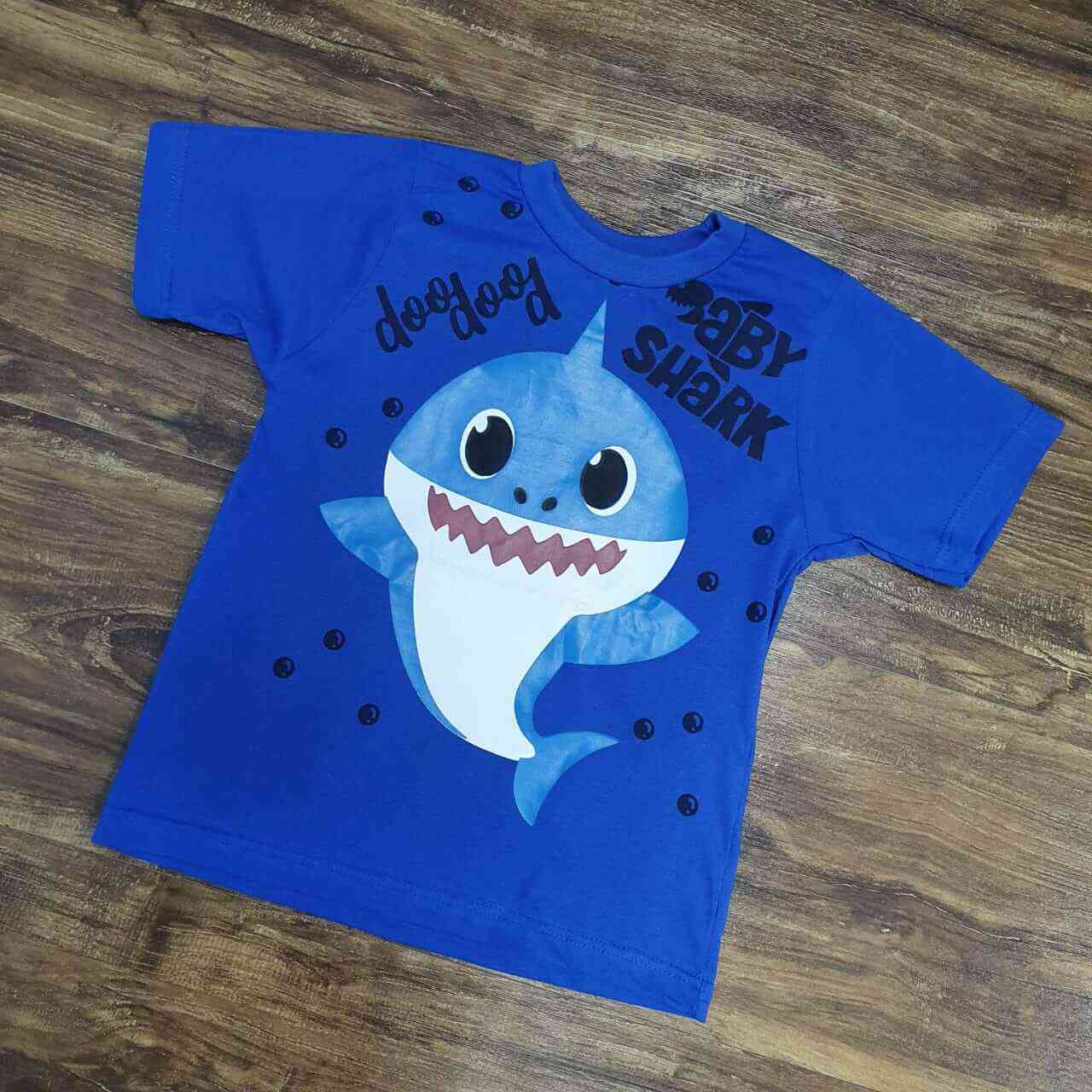 Camiseta Baby Shark Azul