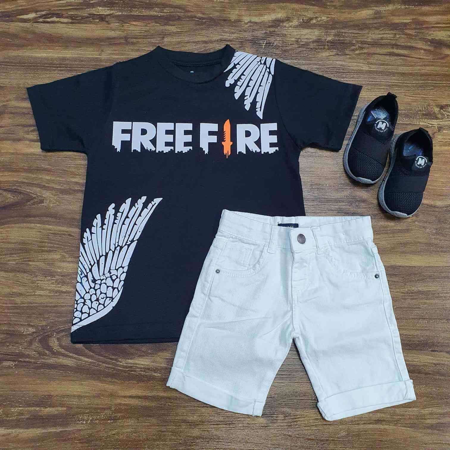 Camiseta Free Fire com Bermuda Branca Infantil