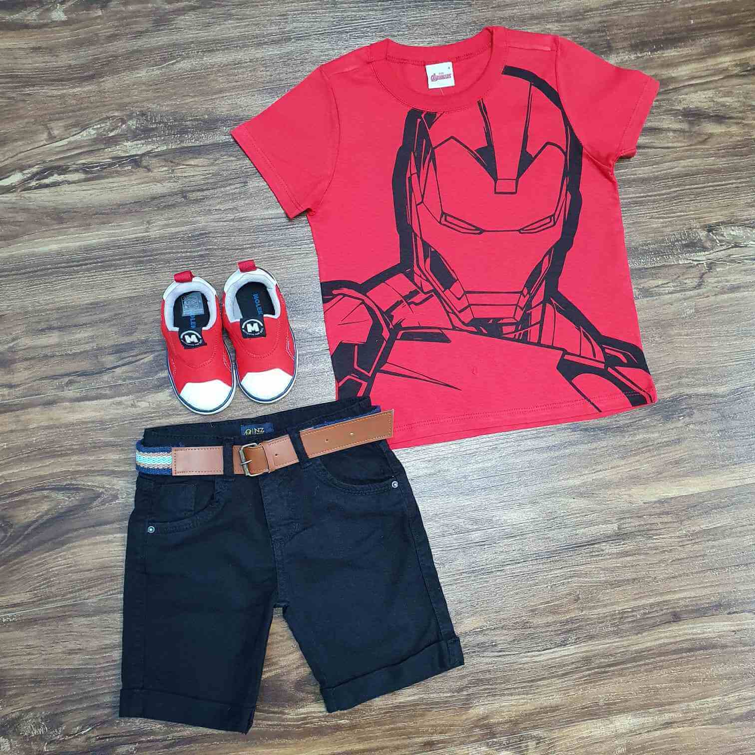 Camiseta Homem de Ferro com Bermuda Preta Infantil