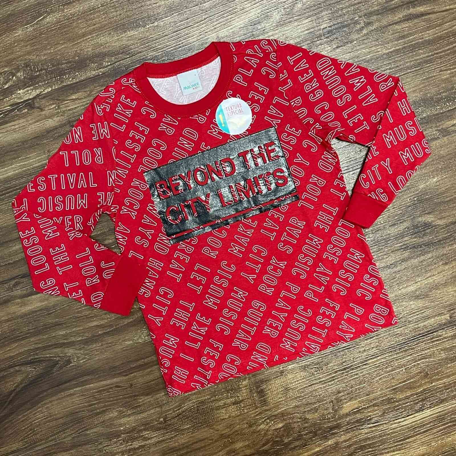 Camiseta Longa Beyond Vermelha Infantil