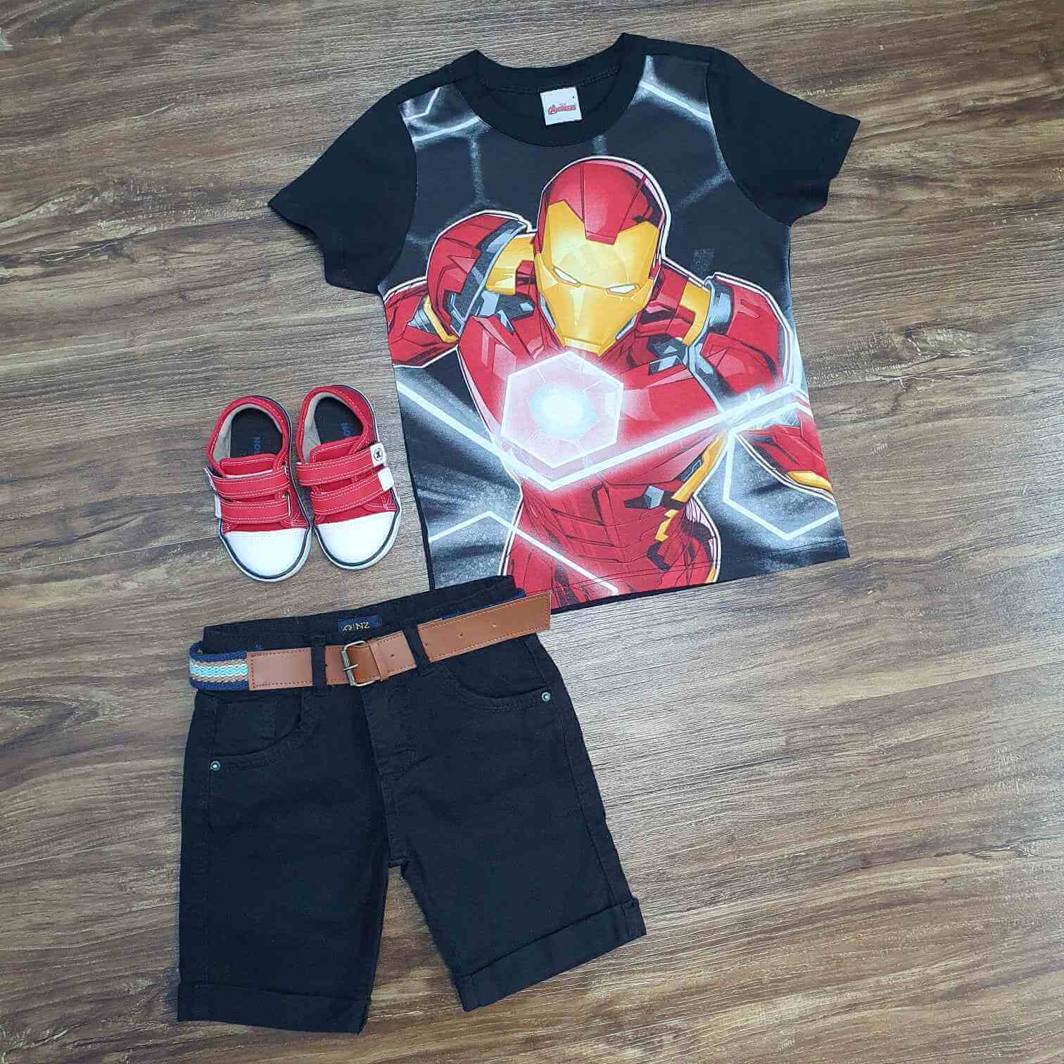 Camiseta Preta Homem de Ferro com Bermuda Infantil