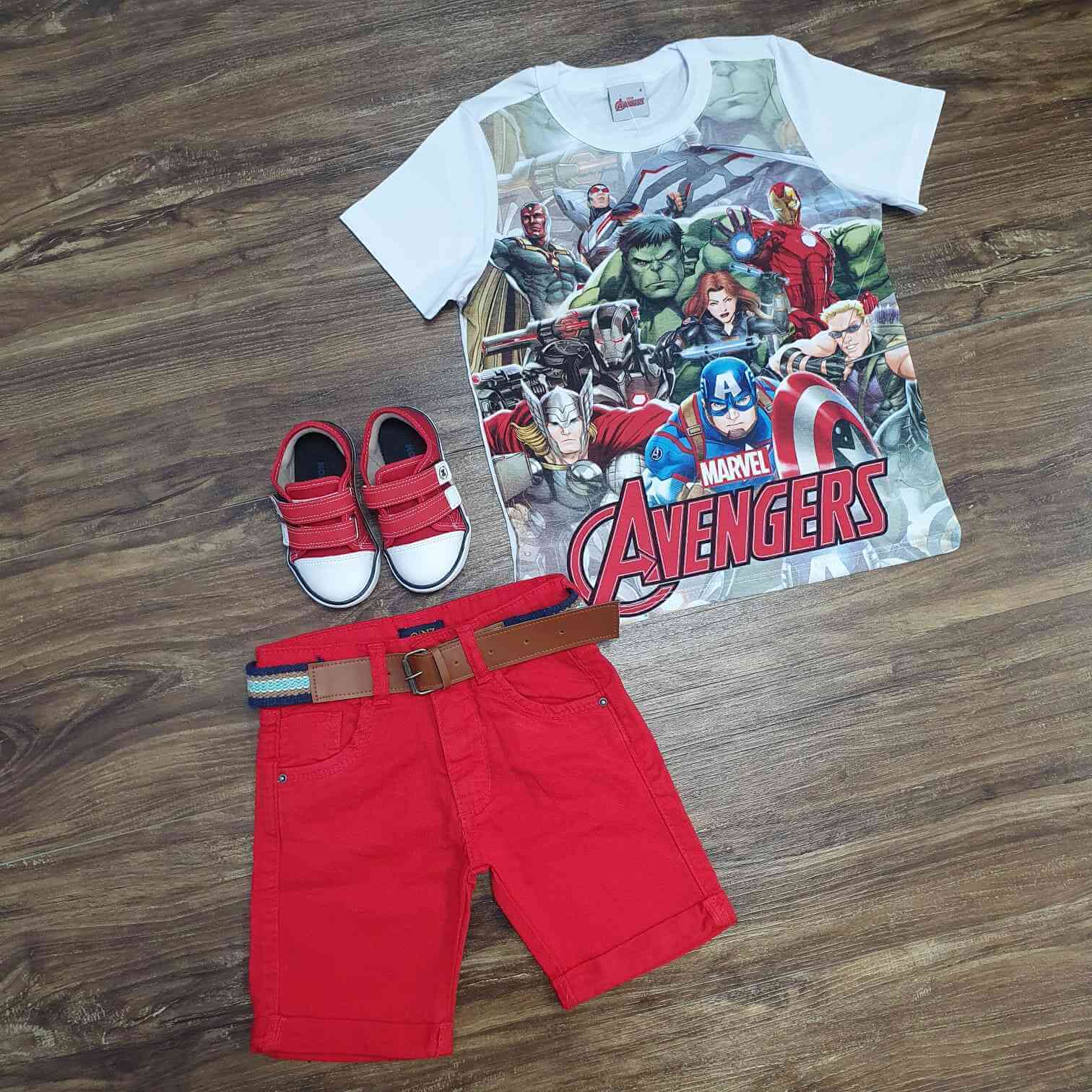 Conjunto Avengers Com Bermuda Vermelha Infantil
