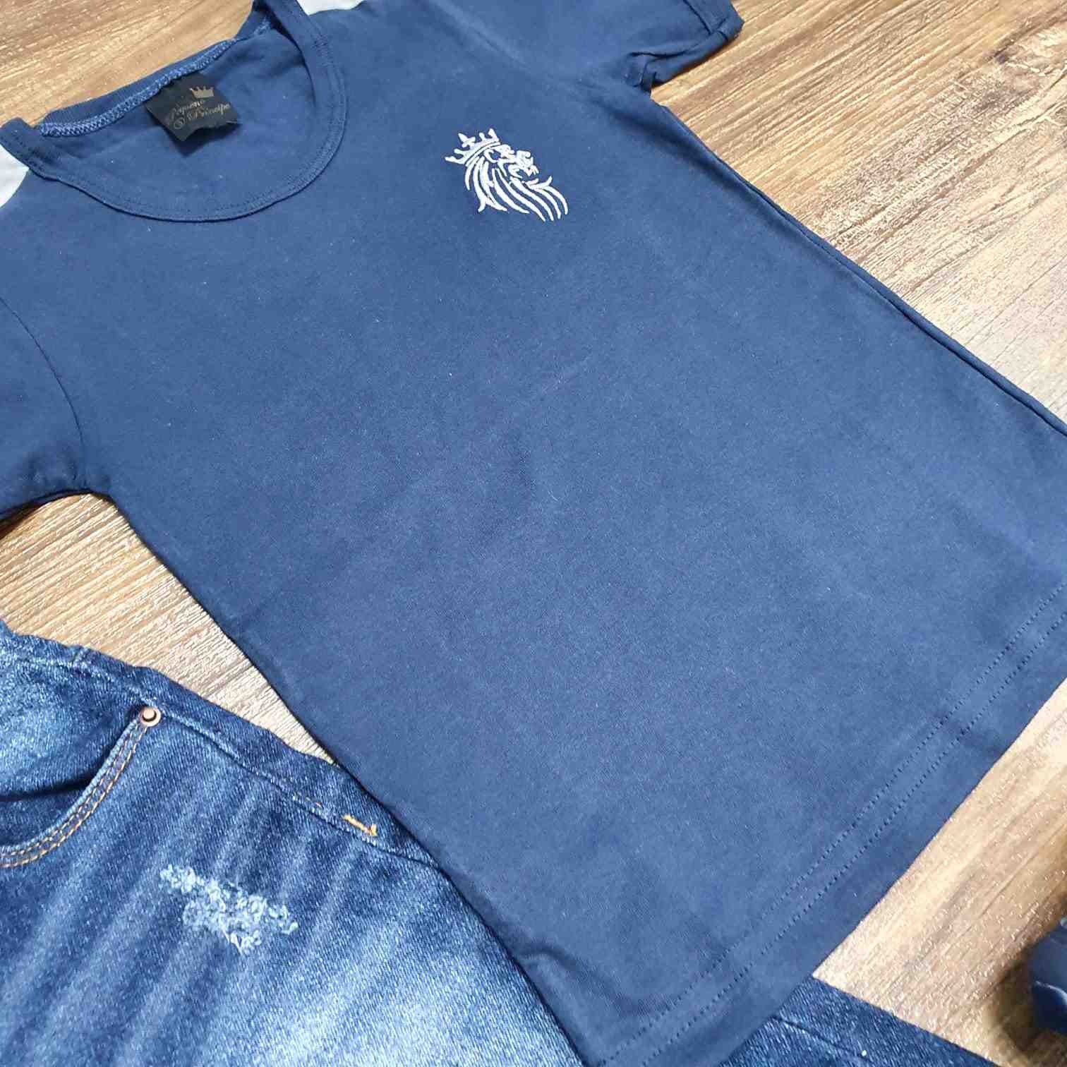 Conjunto Infantil Camiseta Azul Marinho com Calça Jeans