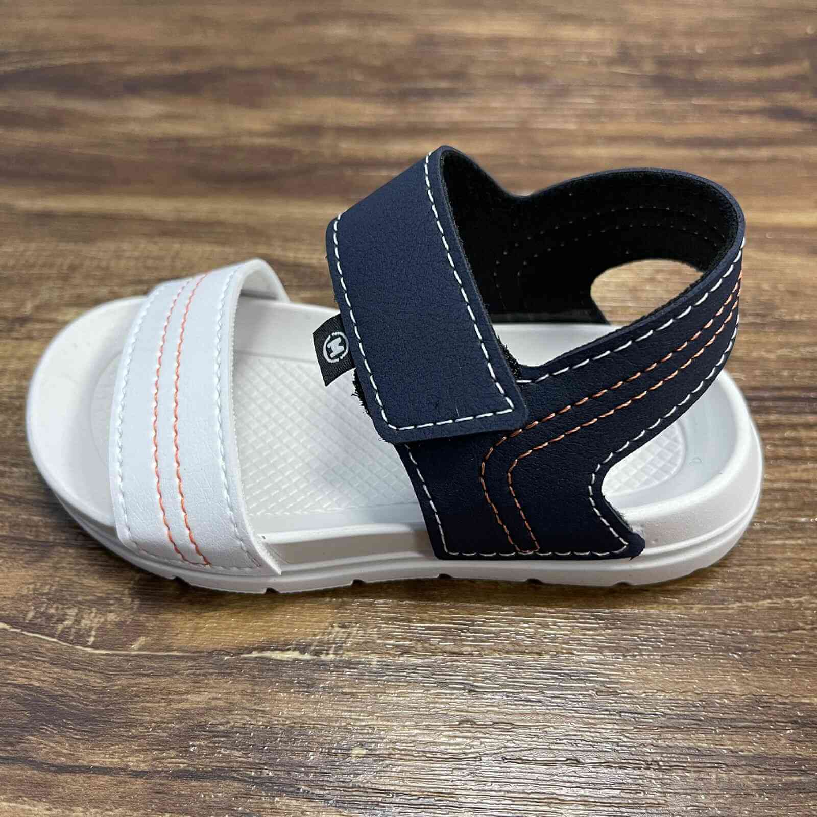 Sandália Branca com Azul Floater Infantil