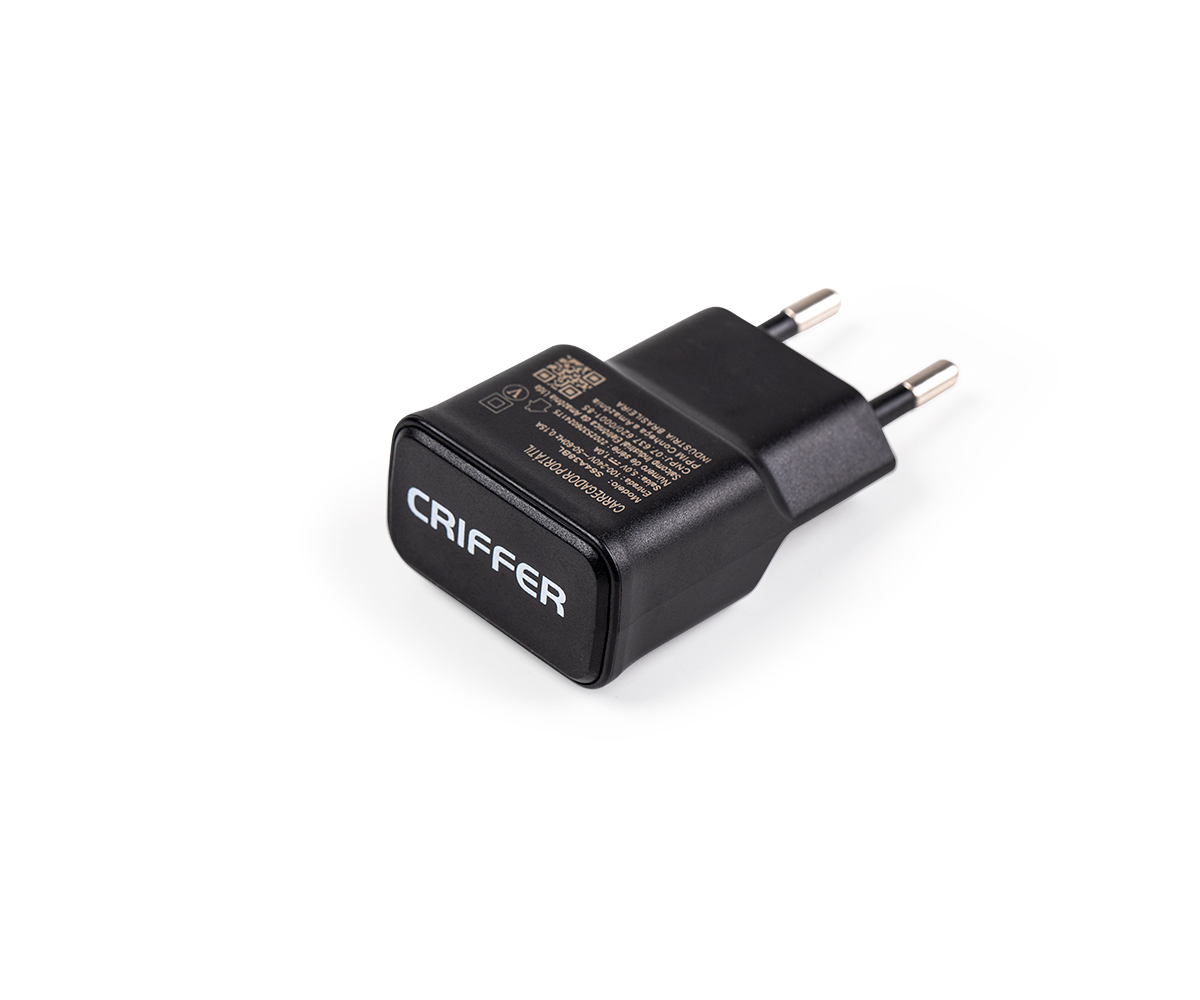 CR13 | Fonte de carregamento USB