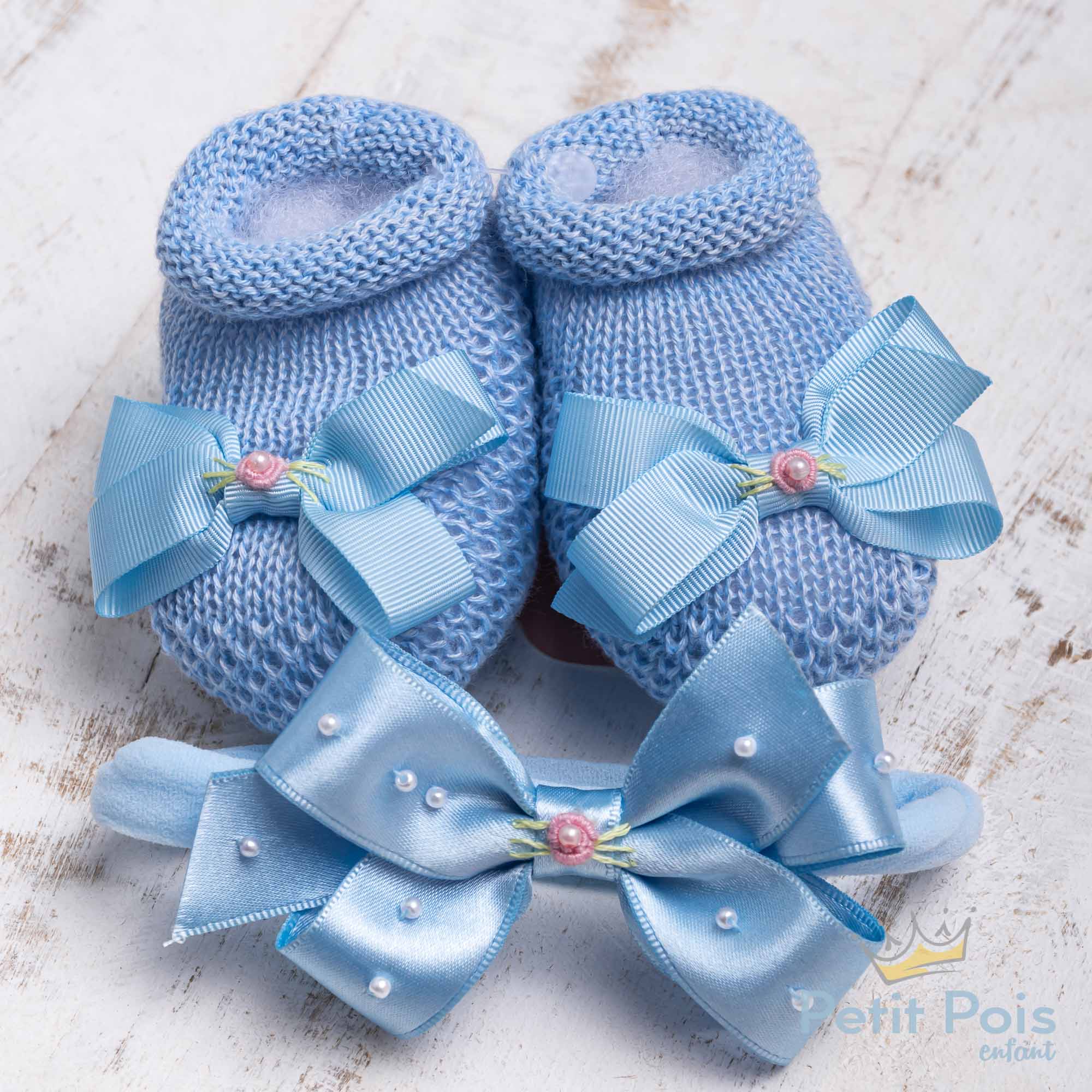 Kit sapatinho e faixa bebê com laço de cetim bordado - Azul bebê