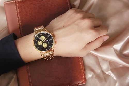 Relógio De Luxo North Nightlight Dourado 2017 Fundo Preto