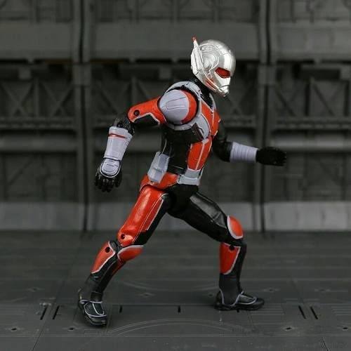 Action Figure Boneco Homem Formiga 17cm Guerra Civil Marvel