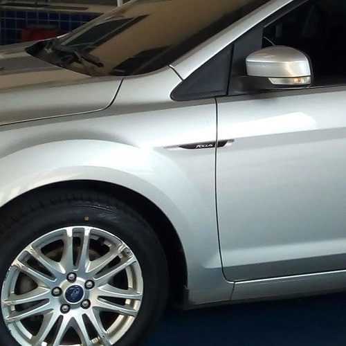 Adesivo Aplique Lateral Ford Focus 2014/2019 + Soleira Protetora