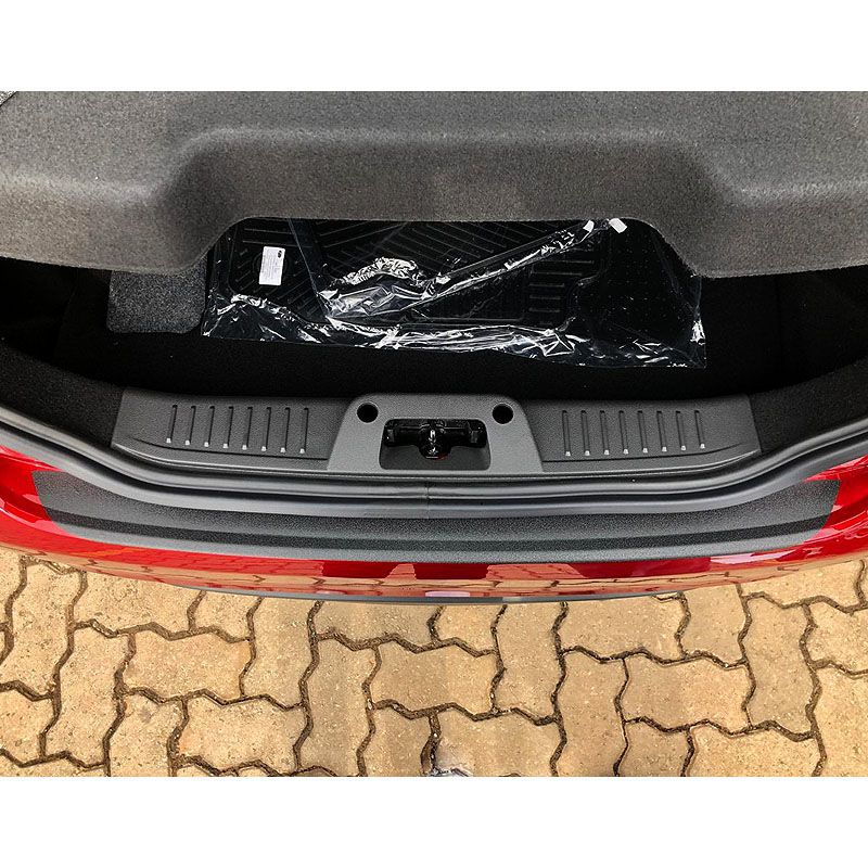 Kit Protetor Porta-Malas Ford New Fiesta 2014/2019 + Fundo De Placa