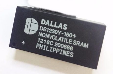 Circuito Integrado DS1230Y-150 DIP28 dallas