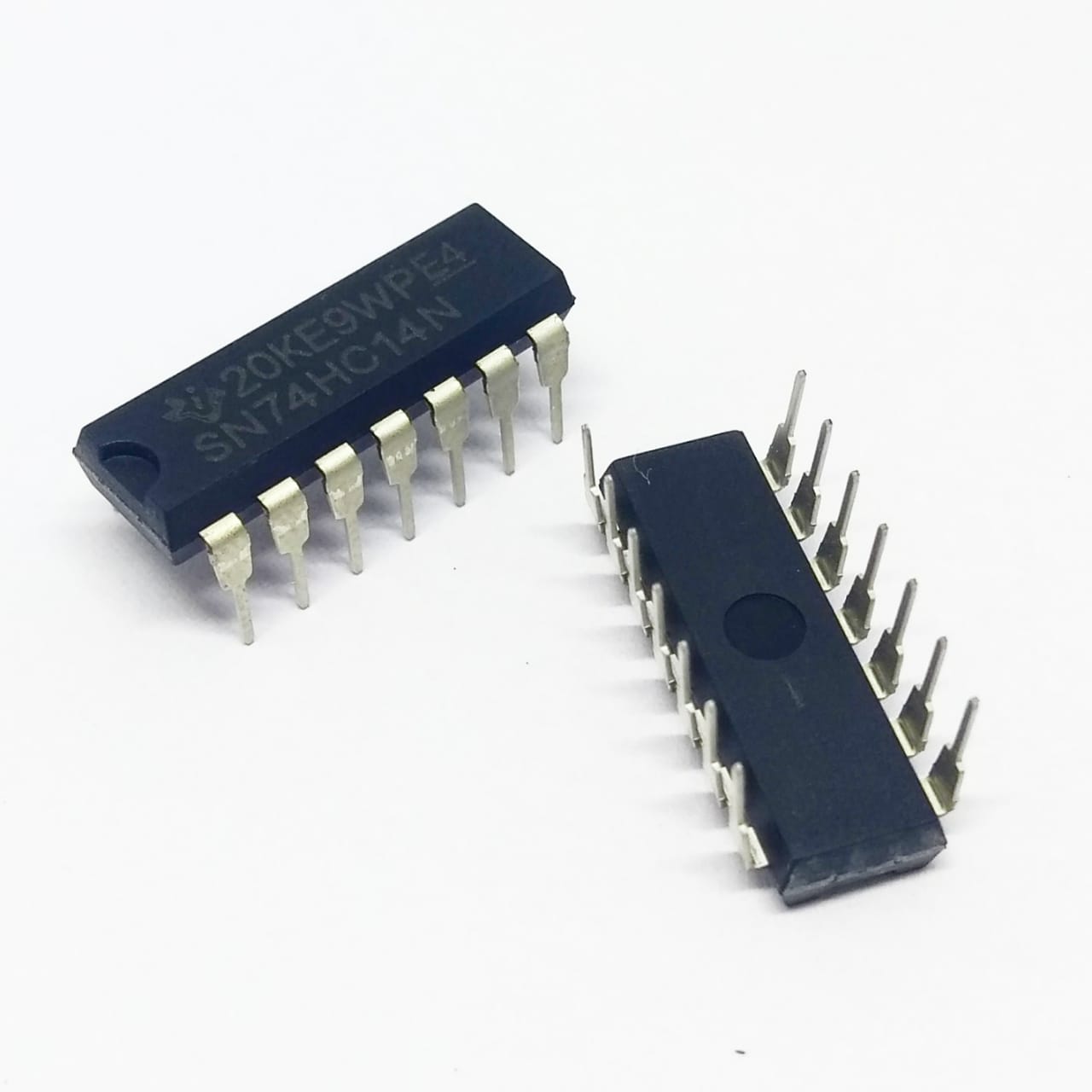 Kit 10 peças - Circuito Integrado SN74HC14N DIP14 - Texas Instruments