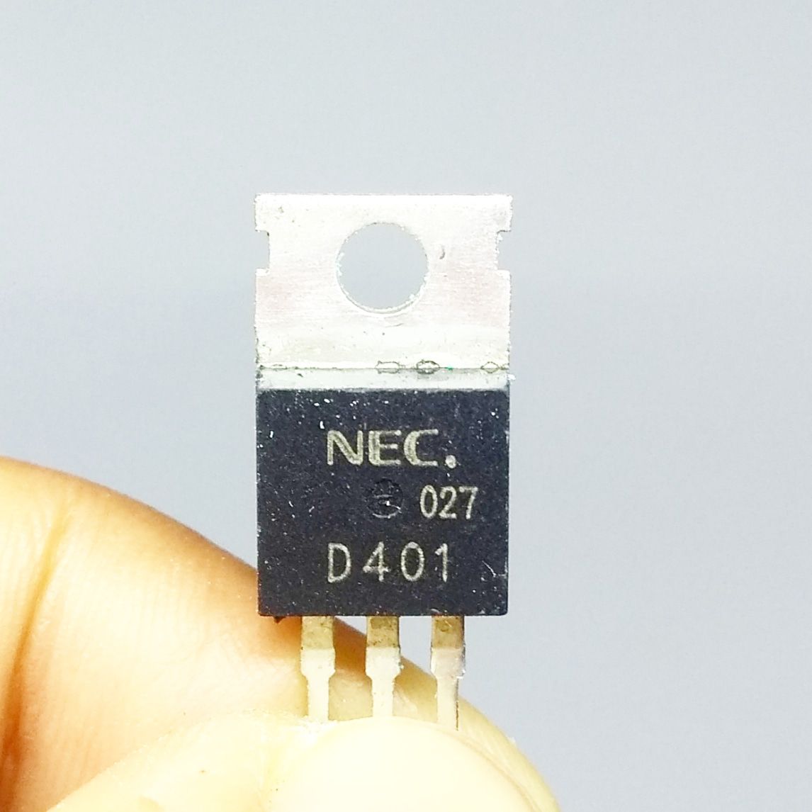 Kit 25 peças - Transistor 2SD401A TO-220 original - NEC