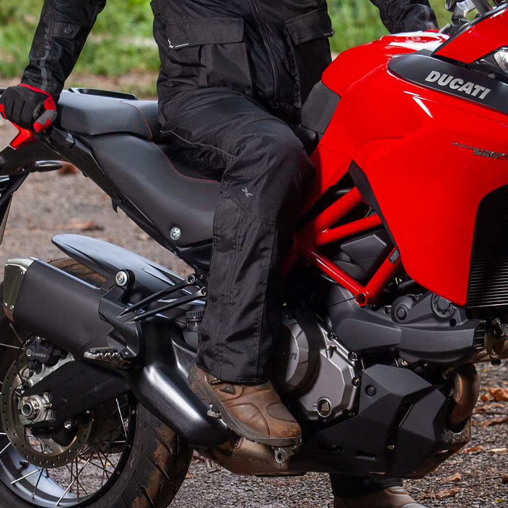 Calça X11 Versa Air 100% Impermeável Ventilada Com Proteção Motociclista