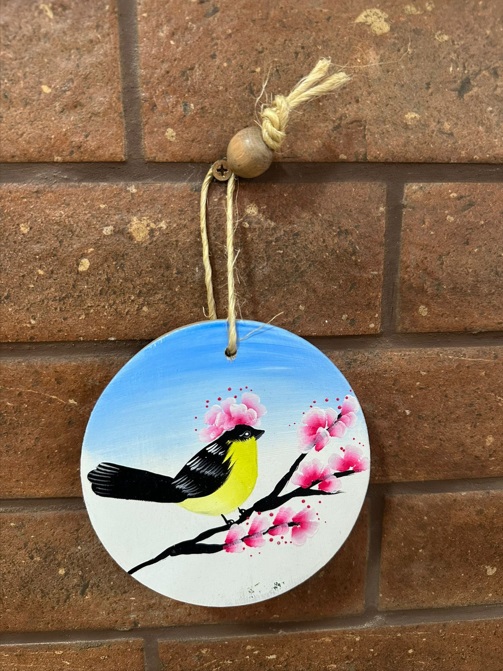 Placa Redonda - Bolacha - Pássaro com Coroa de Flores