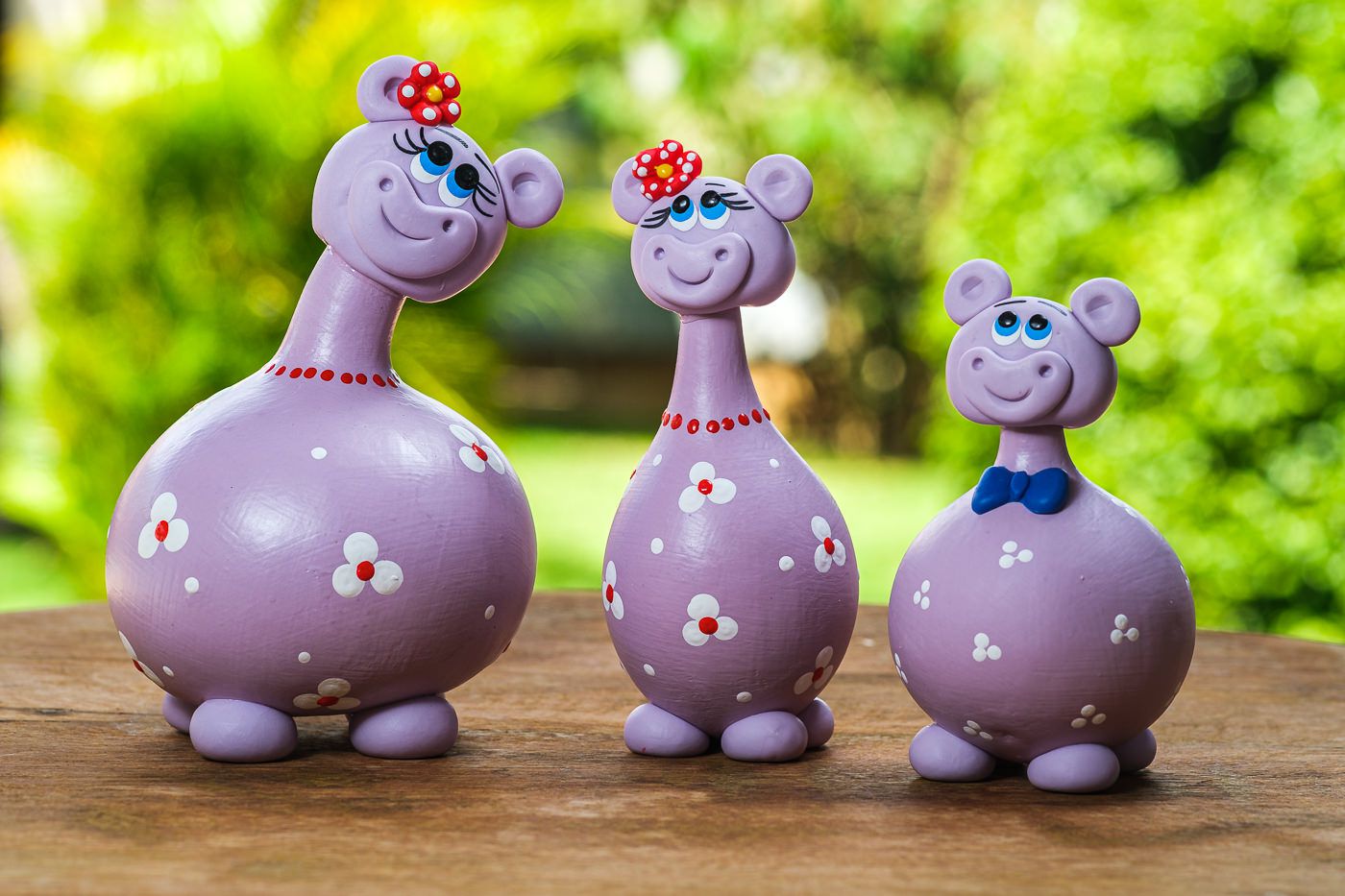 Trio de Hipopótamos em Cabaça - Lilás