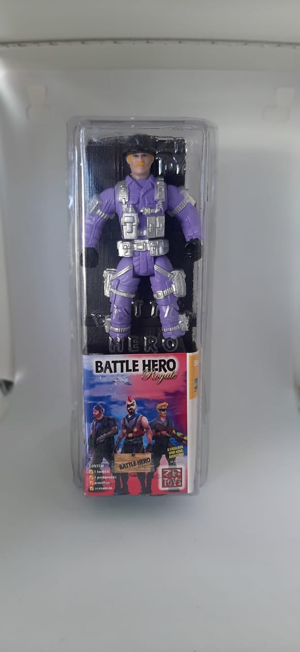Boneco Battle Hero Royale Zr Toys