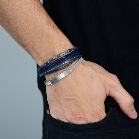 Bracelete 20cm em couro azul com 2 fios trancados.