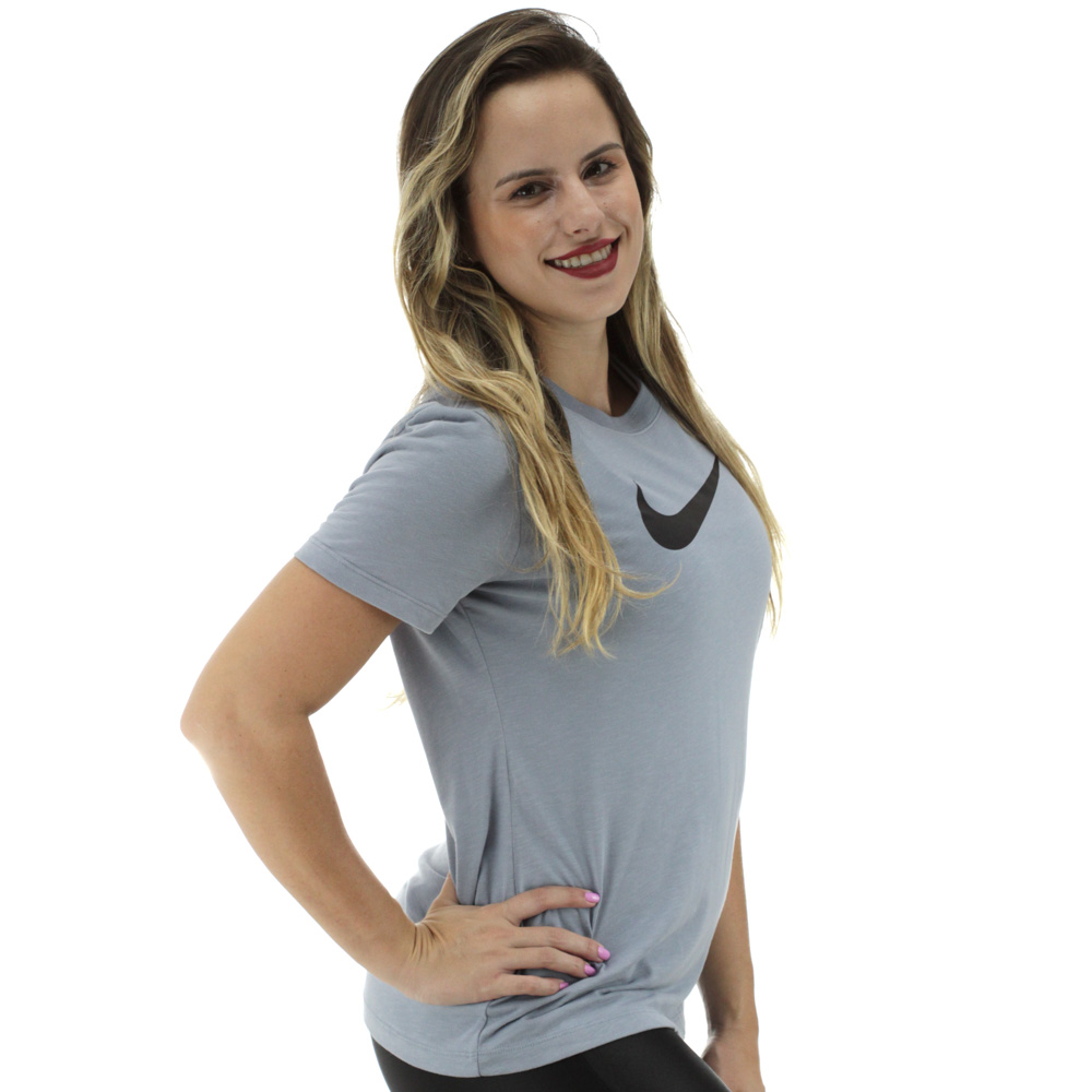 Camiseta Nike Dry DFC Crew Azul Claro - Feminina