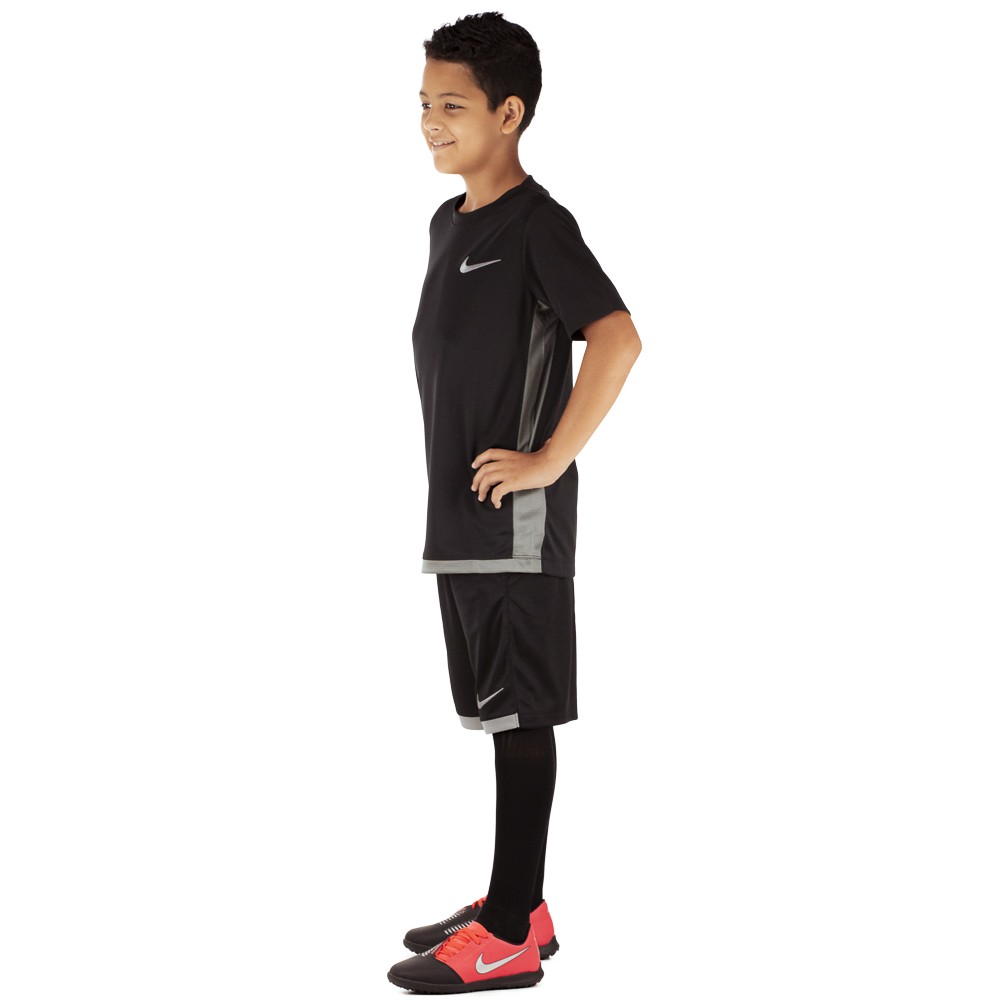 Camiseta Nike Top SS Trophy Preto - Infantil