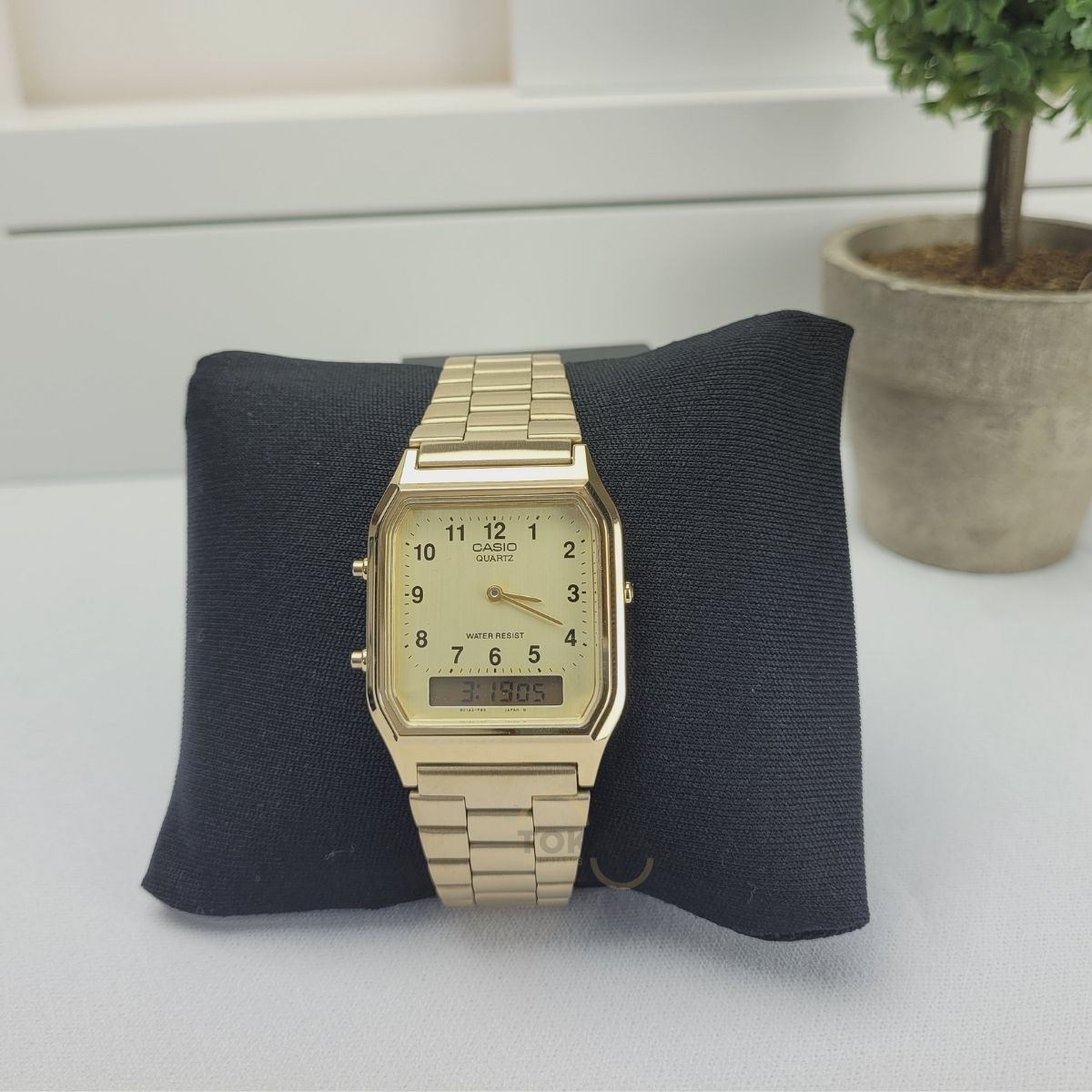 Relógio Casio Unissex Anadigi Vintage Dourado AQ-230GA-9BMQ