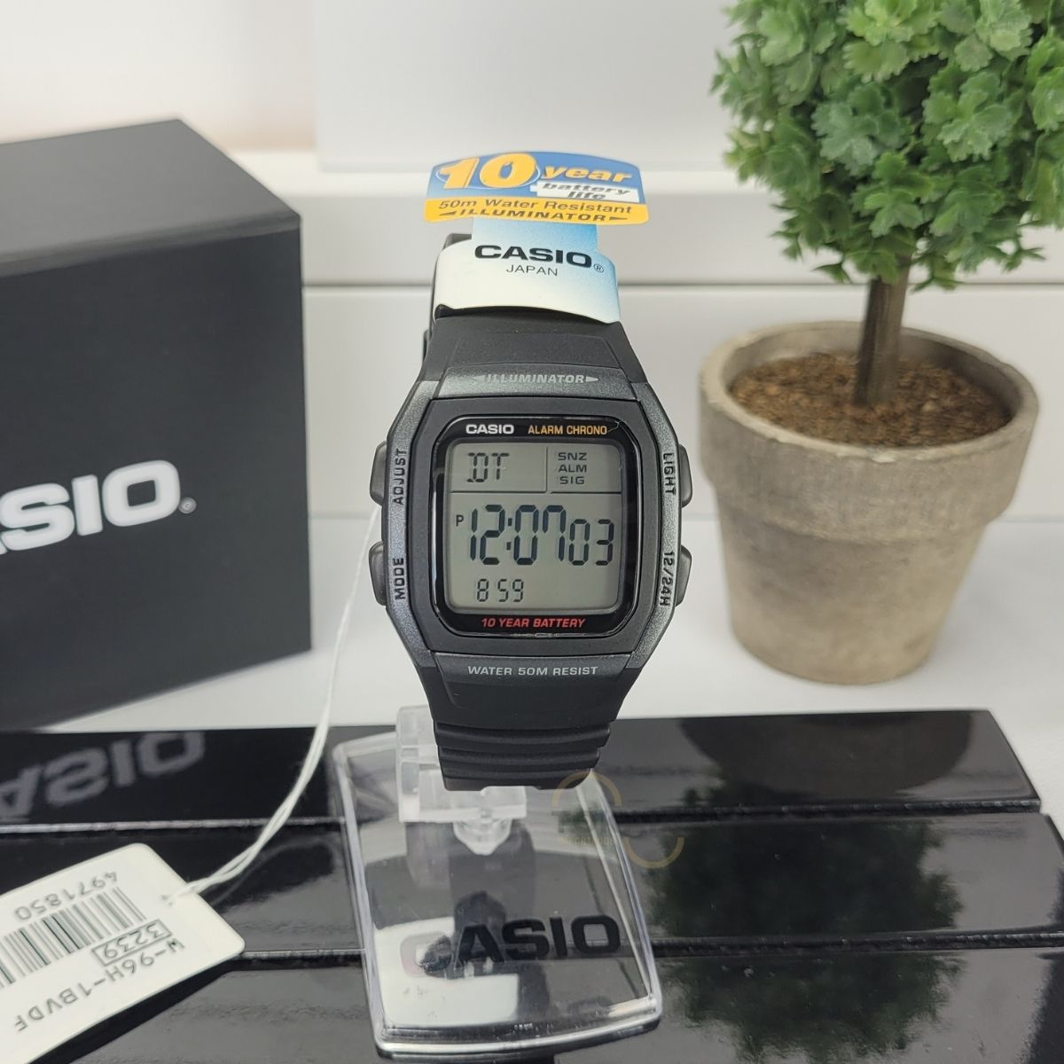 Relógio Casio Unissex Digital Illuminator Preto W-96H-1BVDF