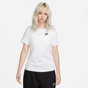 Camiseta Nike CLUB Essential Branca Feminina