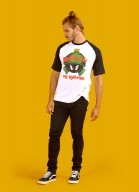 Camiseta Raglan Looney Tunes Marvin The Martian