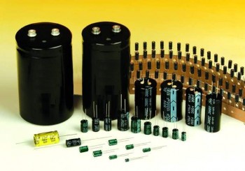 Capacitor Eletrolitico Radial 100uFX63VR