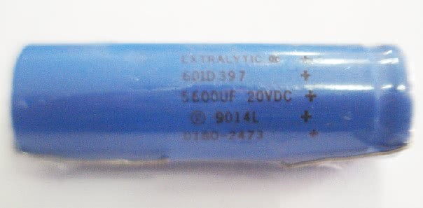 Capacitor Eletrolitico Radial 5600uFX20VRP