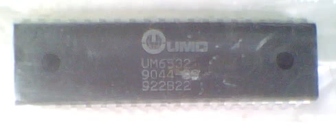 Circuito integrado R6532P 